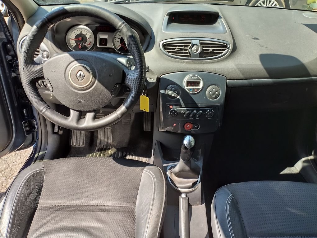 Renault Clio - Photo 3