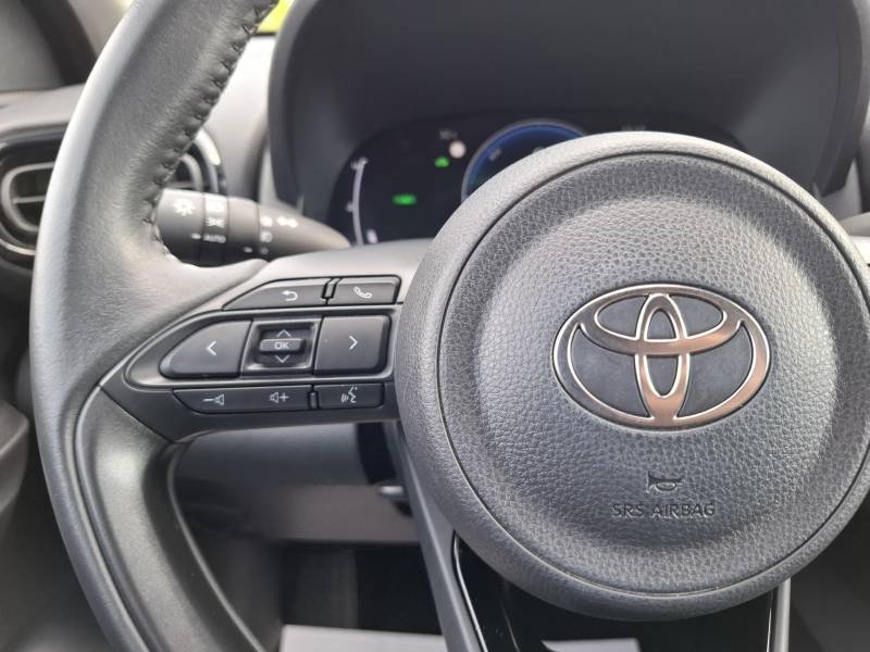 Toyota Yaris - Photo 16