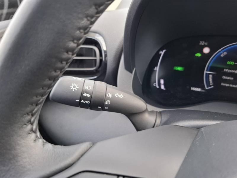 Toyota Yaris - Photo 17