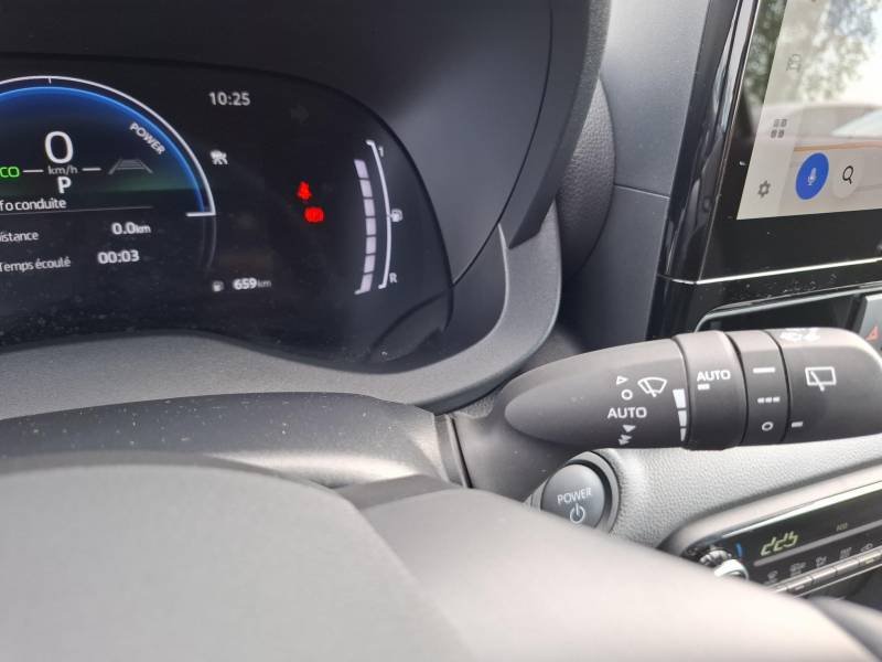 Toyota Yaris - Photo 18