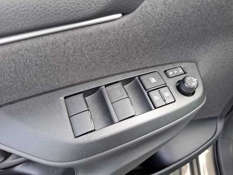 Toyota Yaris - Photo 29
