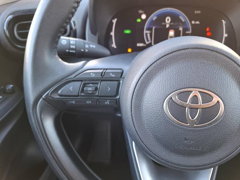 Toyota Yaris - Photo 16