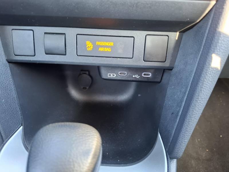 Toyota Yaris - Photo 25