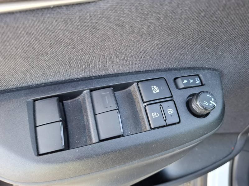 Toyota Yaris - Photo 32