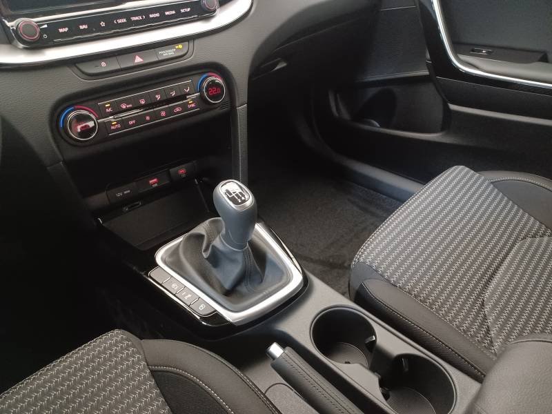 Kia CEED - Photo 29
