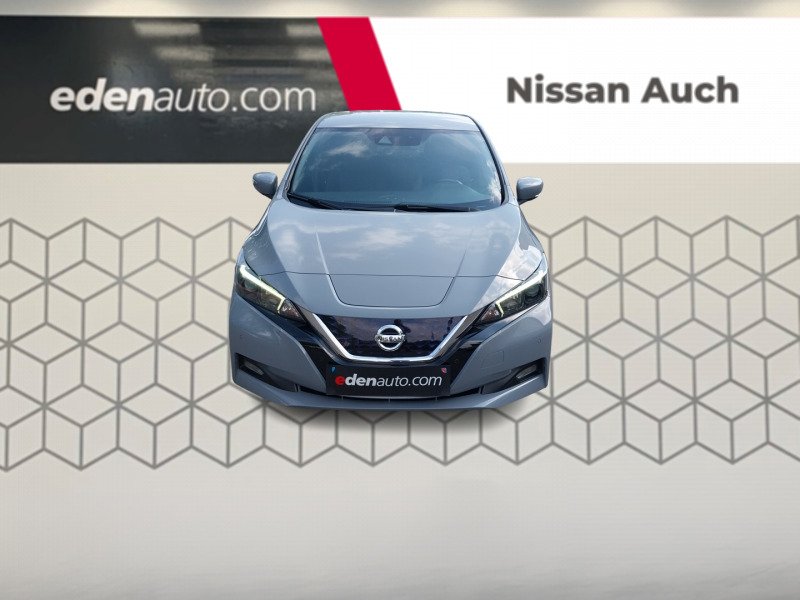 Nissan Leaf - Photo 2