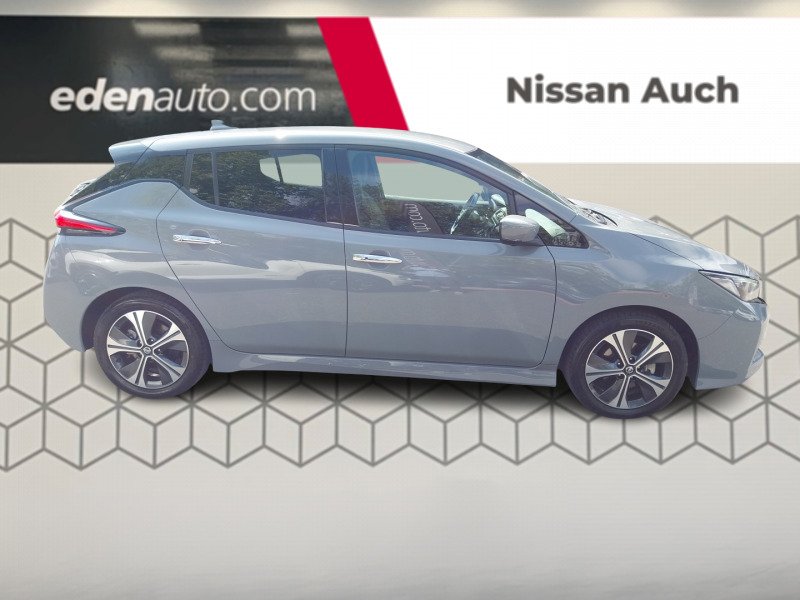 Nissan Leaf - Photo 7