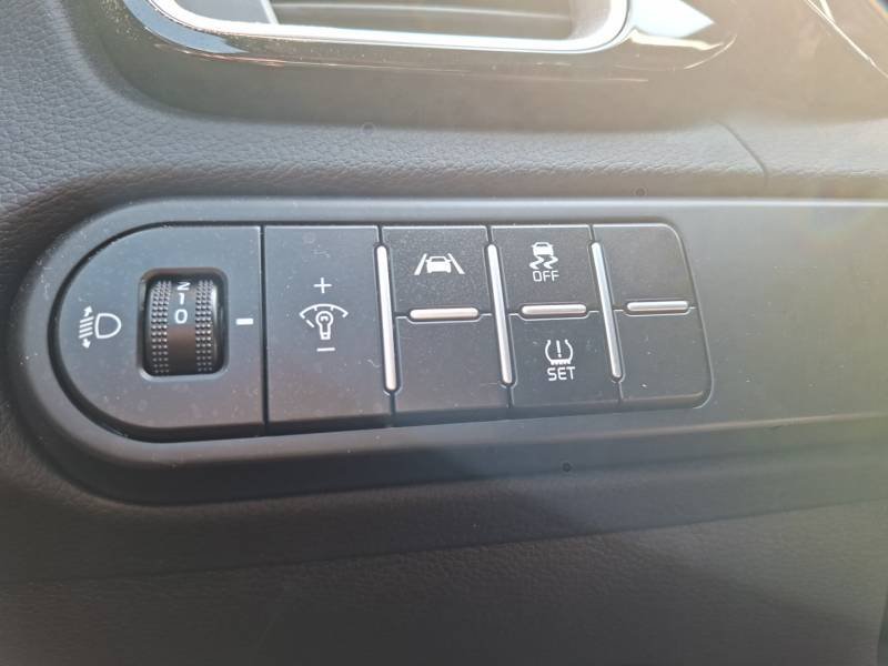 Kia Xceed - Photo 26