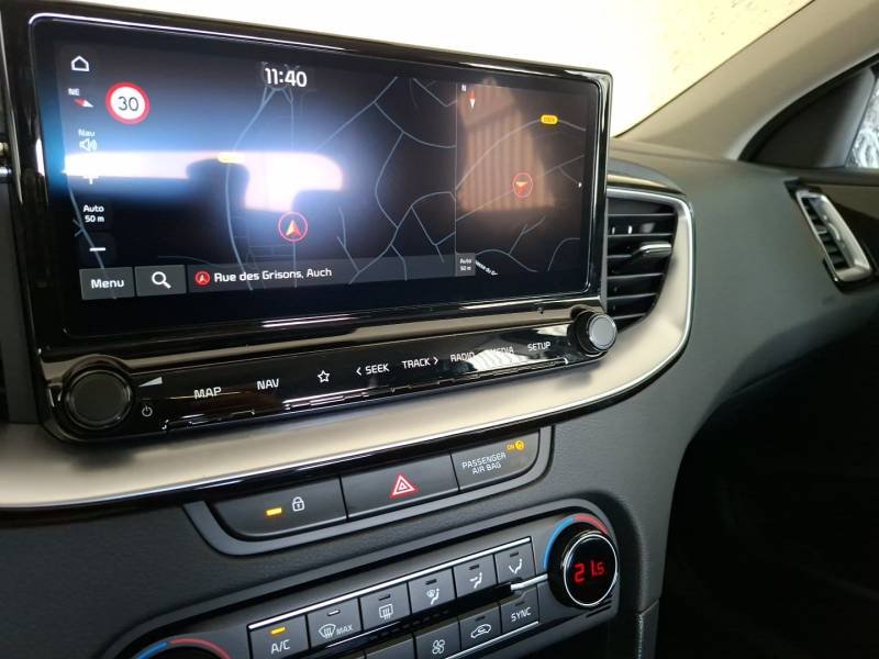 Kia Xceed - Photo 42