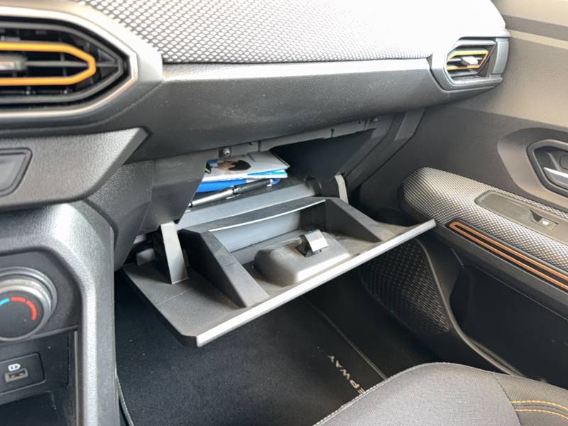 Dacia Sandero - Photo 31