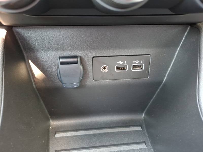 Renault Clio - Photo 24