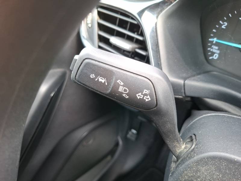 Ford Fiesta - Photo 15