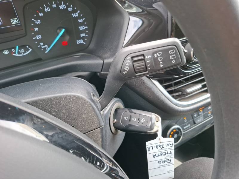Ford Fiesta - Photo 18