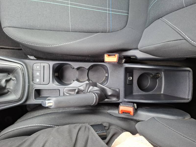 Ford Fiesta - Photo 24