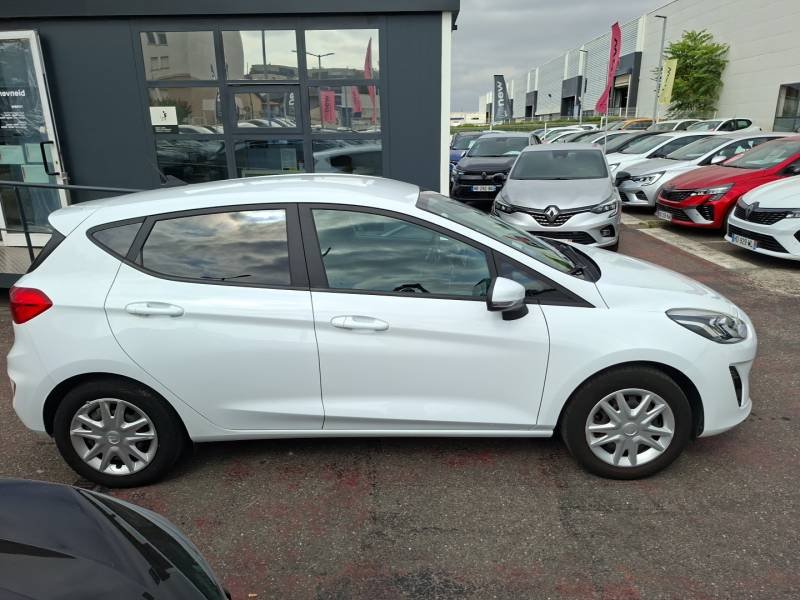 Ford Fiesta - Photo 6