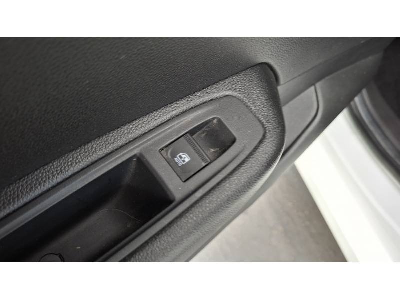 Renault Clio - Photo 32