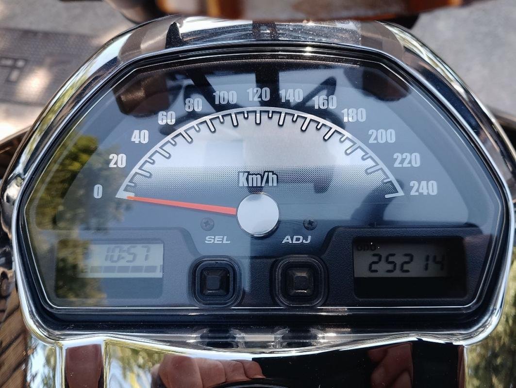 Suzuki Suzuki VZR 1800 UF - Photo 5