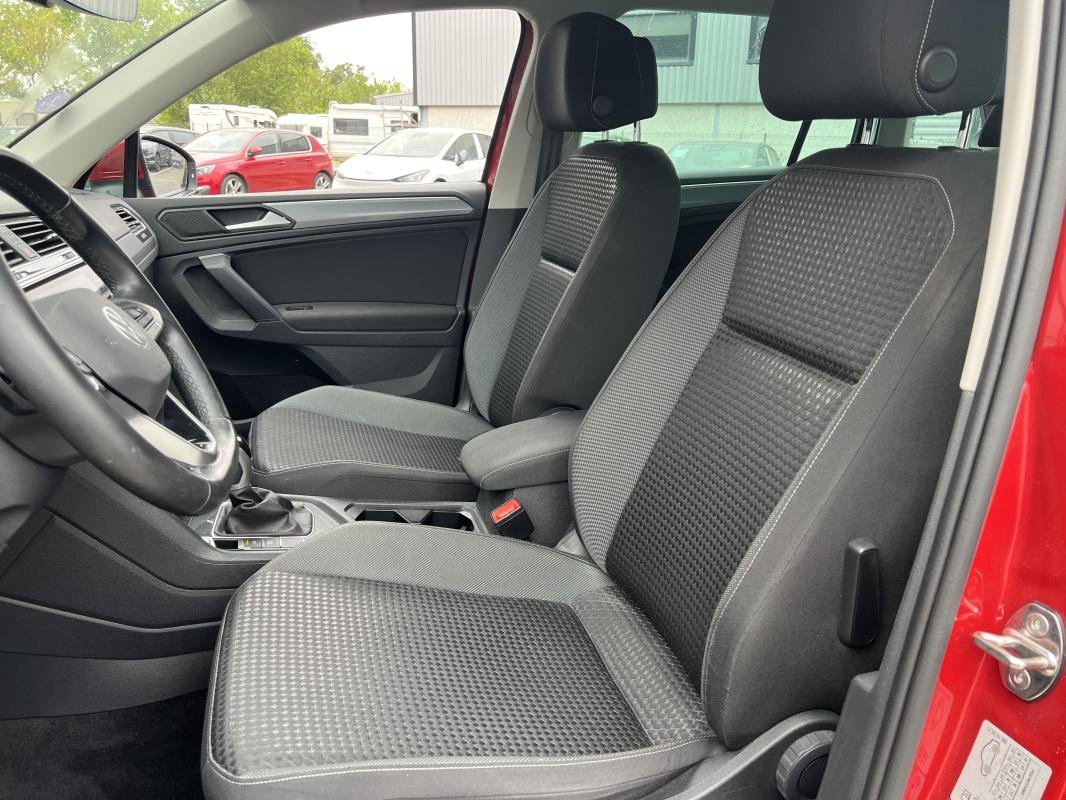 Volkswagen Tiguan - Photo 15