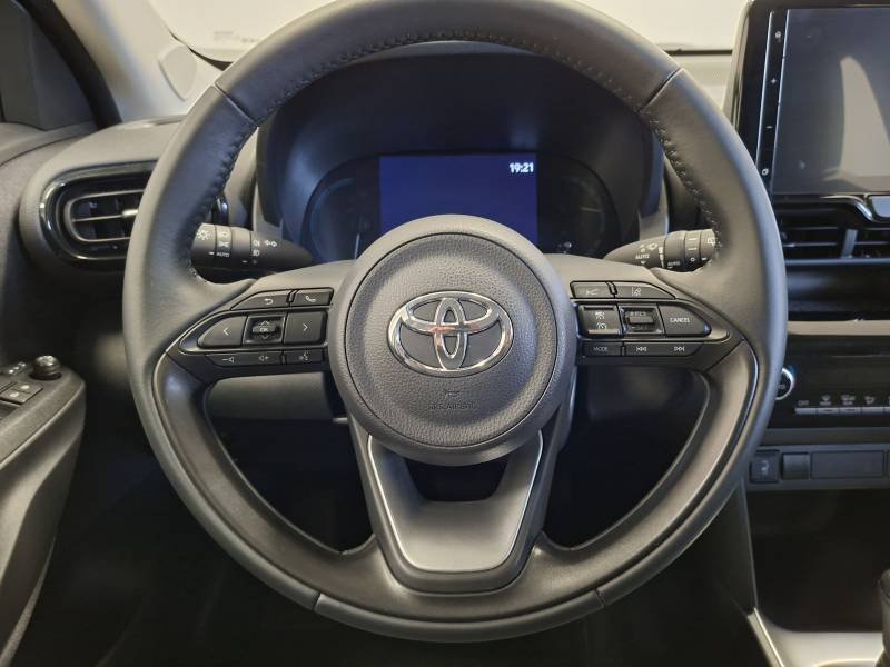 Toyota Yaris - Photo 23