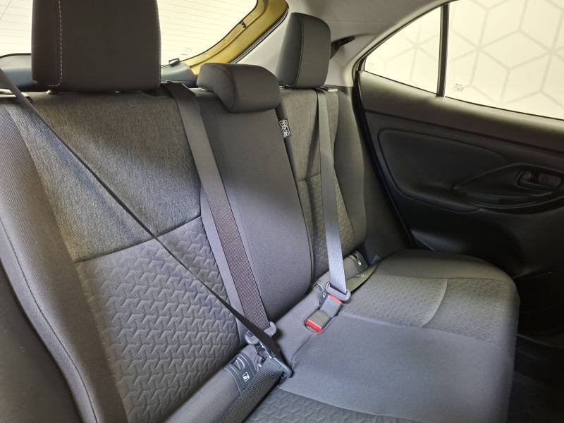 Toyota Yaris - Photo 36