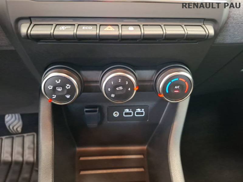 Renault Clio - Photo 26