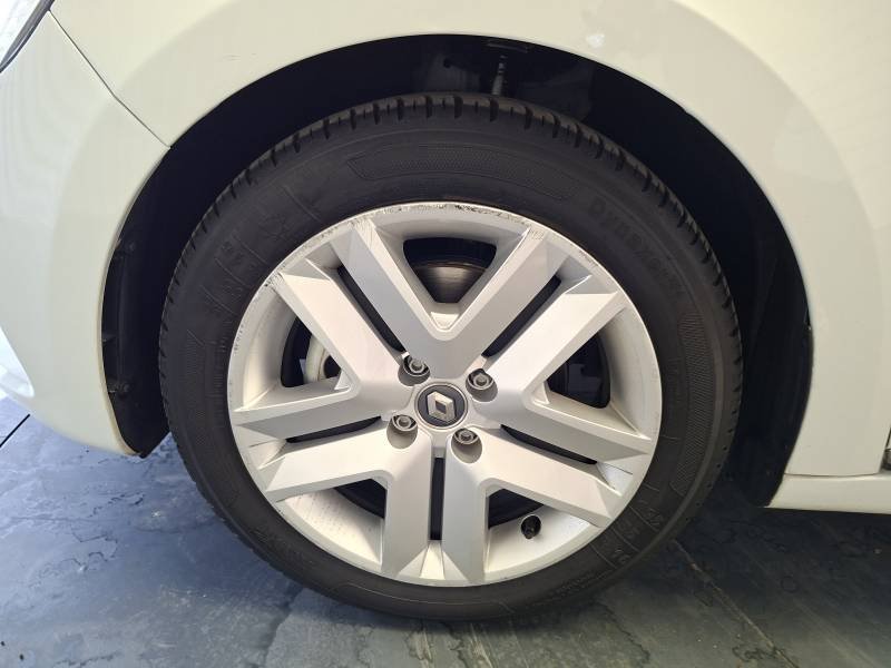 Renault Clio - Photo 16