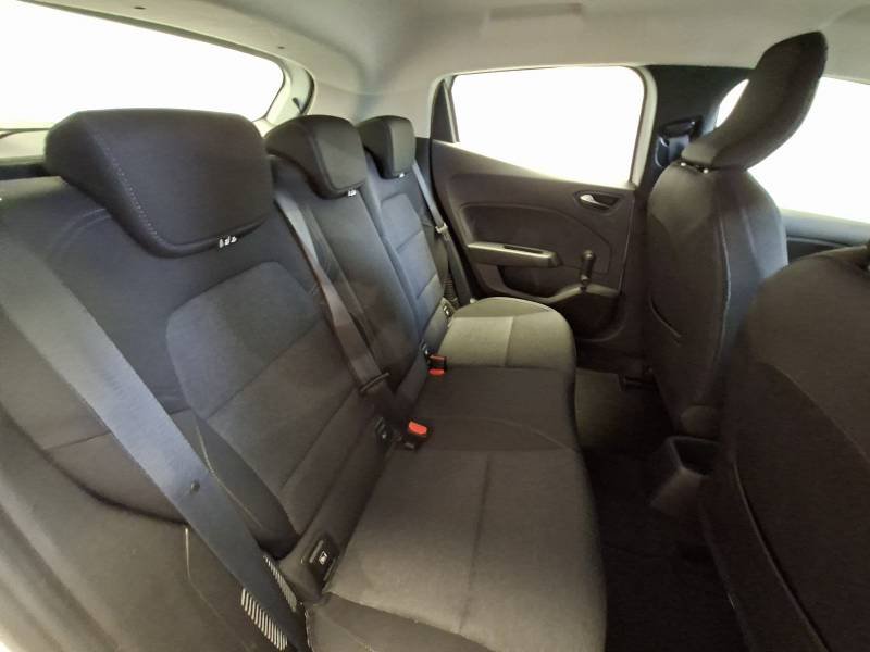 Renault Clio - Photo 24