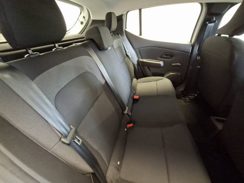 Dacia Sandero - Photo 25