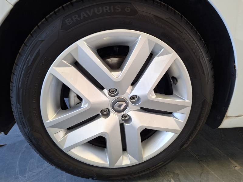 Renault Clio - Photo 16