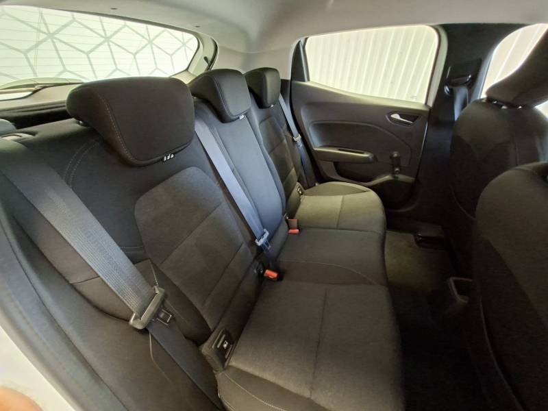 Renault Clio - Photo 24