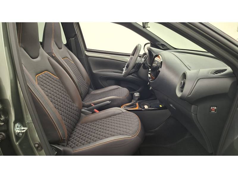 Toyota aygo x - Photo 12