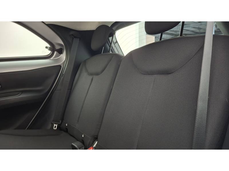Toyota aygo x - Photo 13