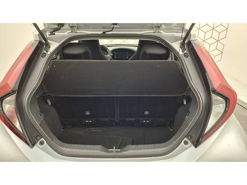 Toyota aygo x - Photo 17