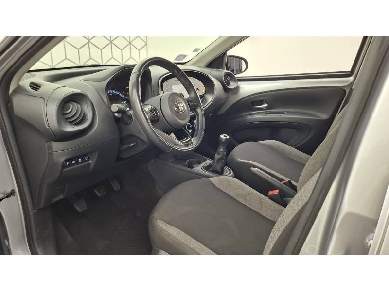 Toyota aygo x - Photo 29