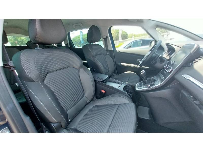 Renault Grand Scénic - Photo 12