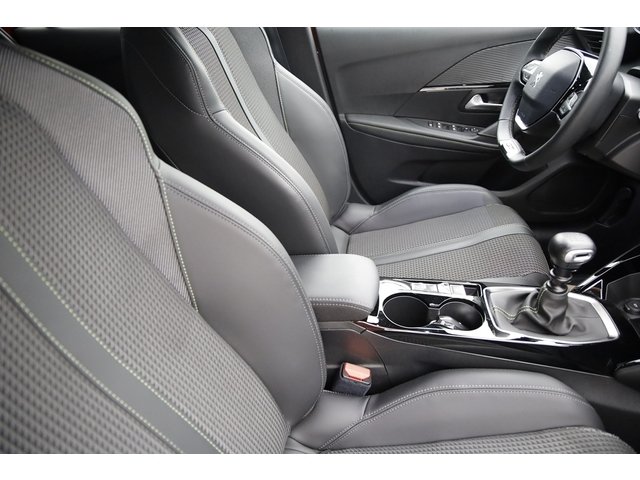 Peugeot 208 - Photo 20