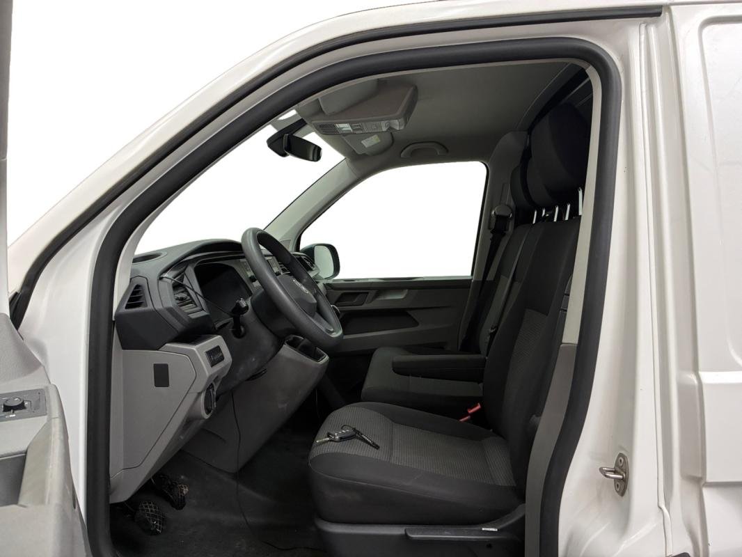 Volkswagen Transporter - Photo 9
