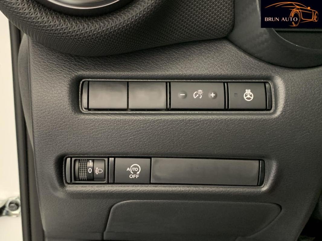 Nissan Juke - Photo 18