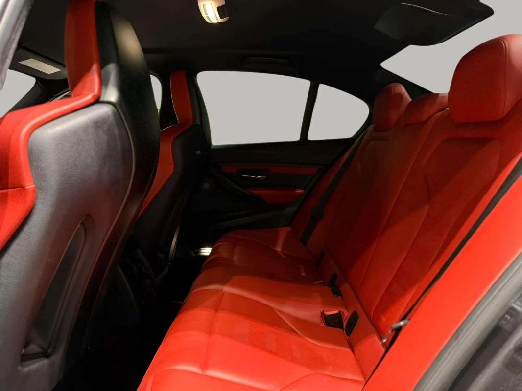 BMW M3 - Photo 11