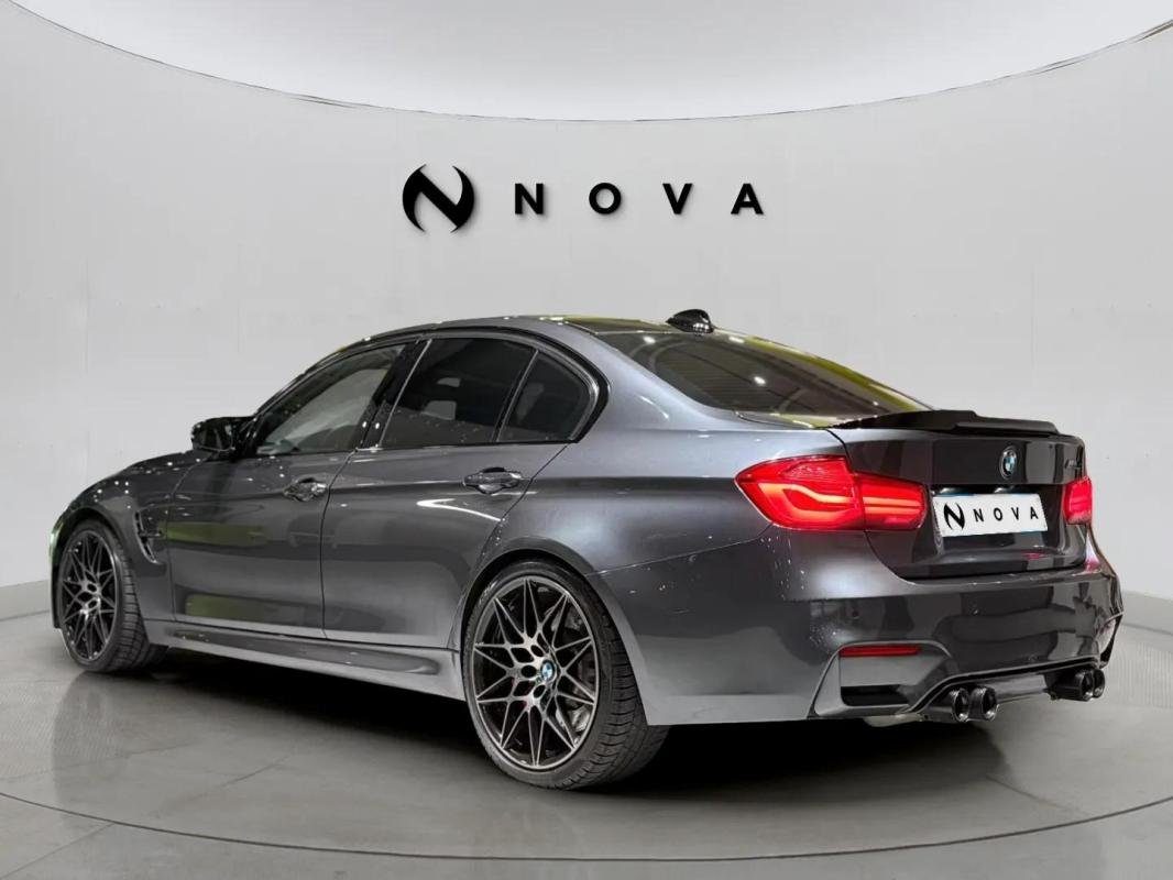 BMW M3 - Photo 3
