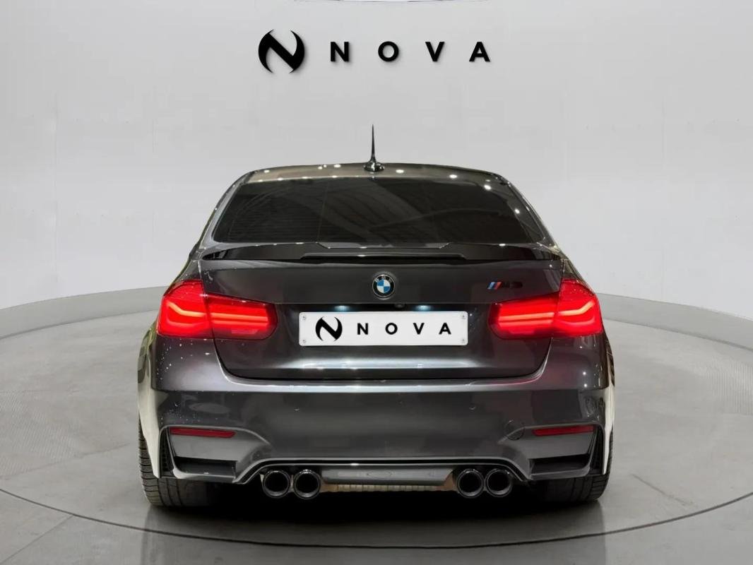 BMW M3 - Photo 4