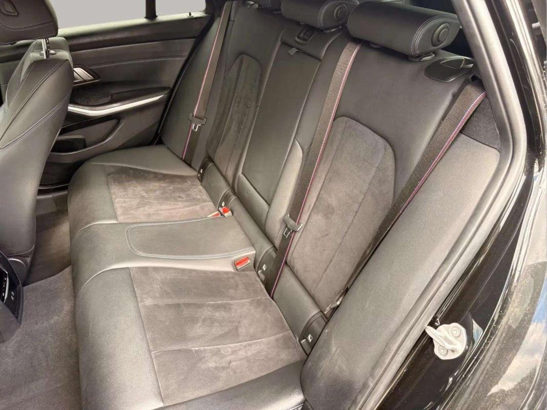 BMW 320 - Photo 12