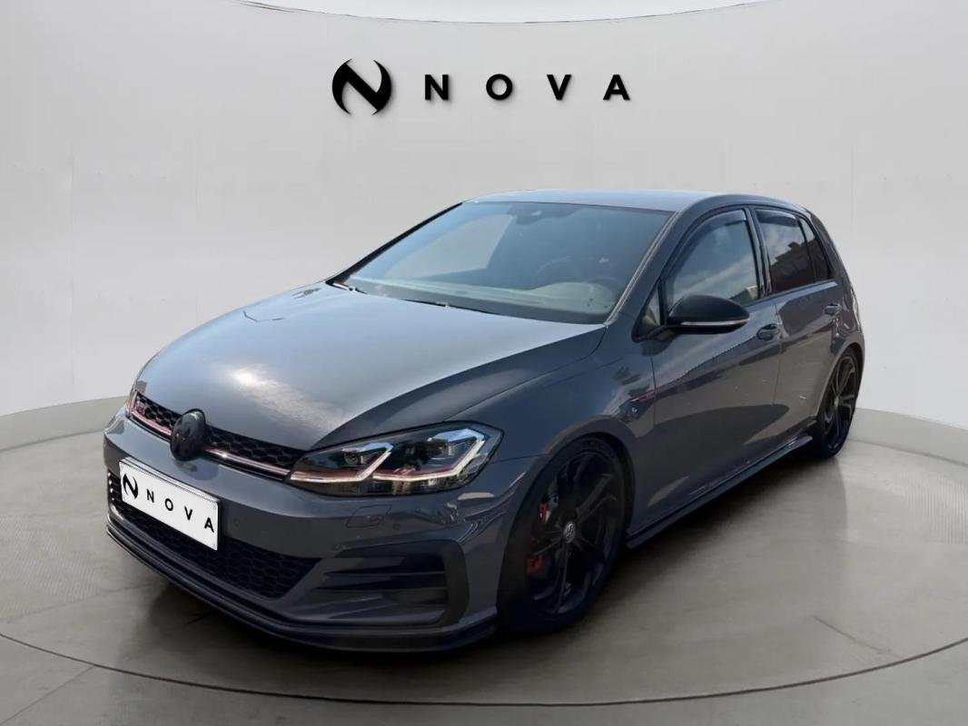 Volkswagen Golf - Photo 1