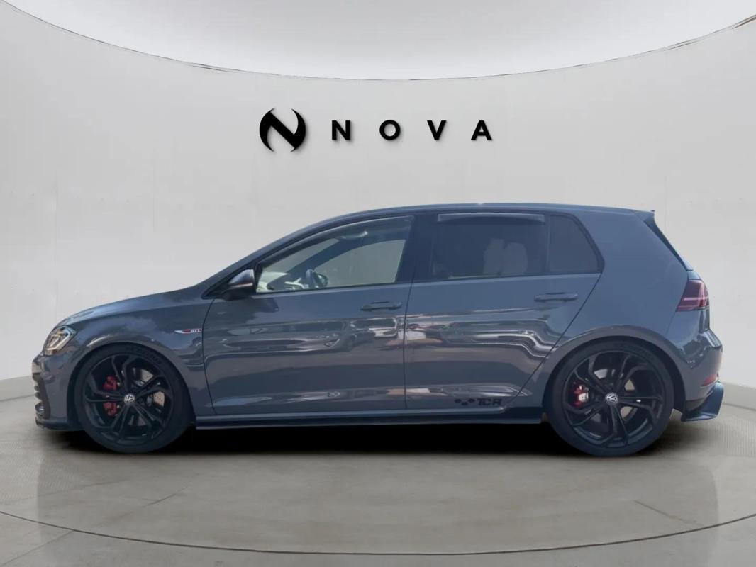Volkswagen Golf - Photo 2