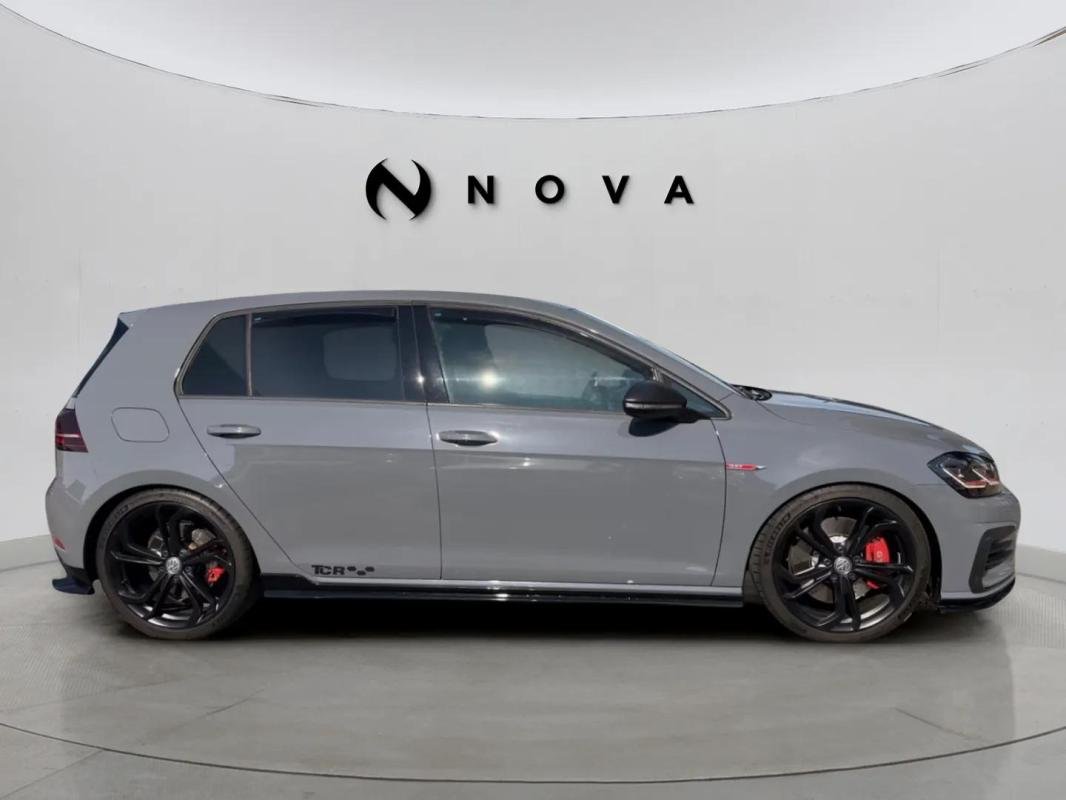 Volkswagen Golf - Photo 6