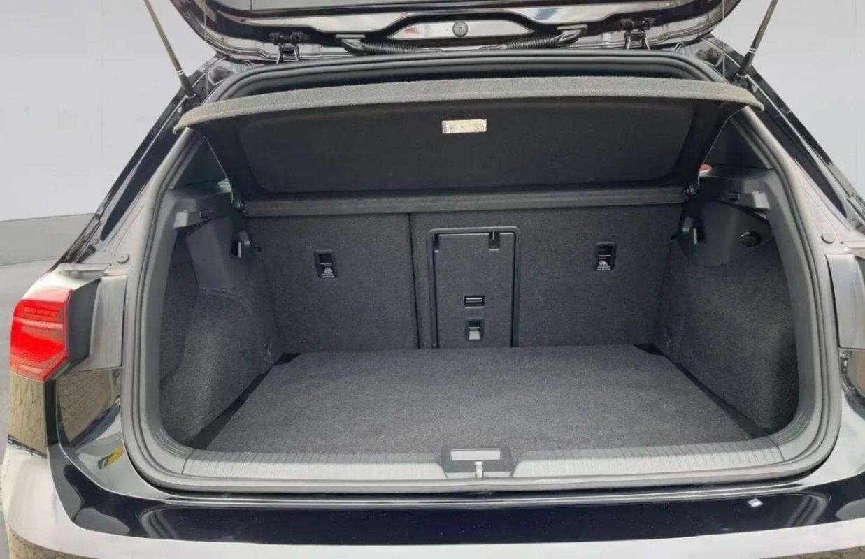 Volkswagen Golf - Photo 8