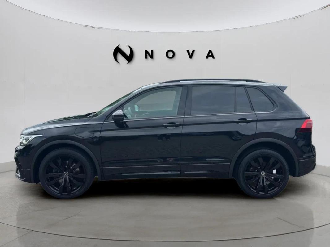 Volkswagen Tiguan - Photo 2