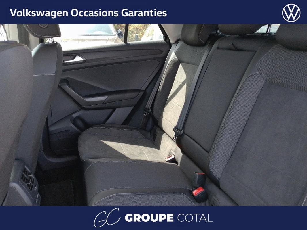 Volkswagen T-Roc - Photo 18