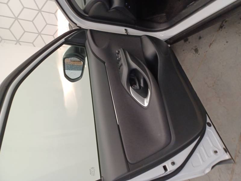 Toyota Yaris - Photo 19