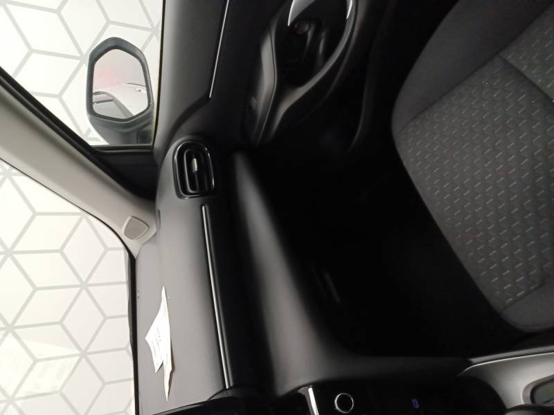 Toyota Yaris - Photo 25